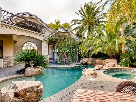 3rd image of 4618 Monterey Oaks Ct
