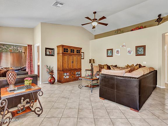 4th image of 40127 N Patriot Way