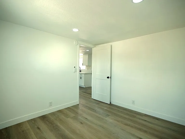 1006 Beverly Rd — Photo 10