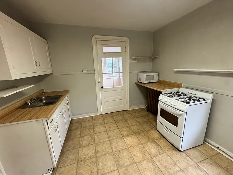 1269 Columbine St #4 — Photo 10