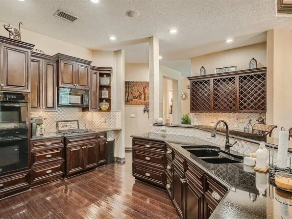 15207 Nightingale Ln, Austin, TX 78734