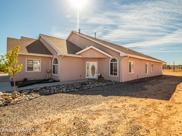 8 Road 3776, Farmington, NM 87401