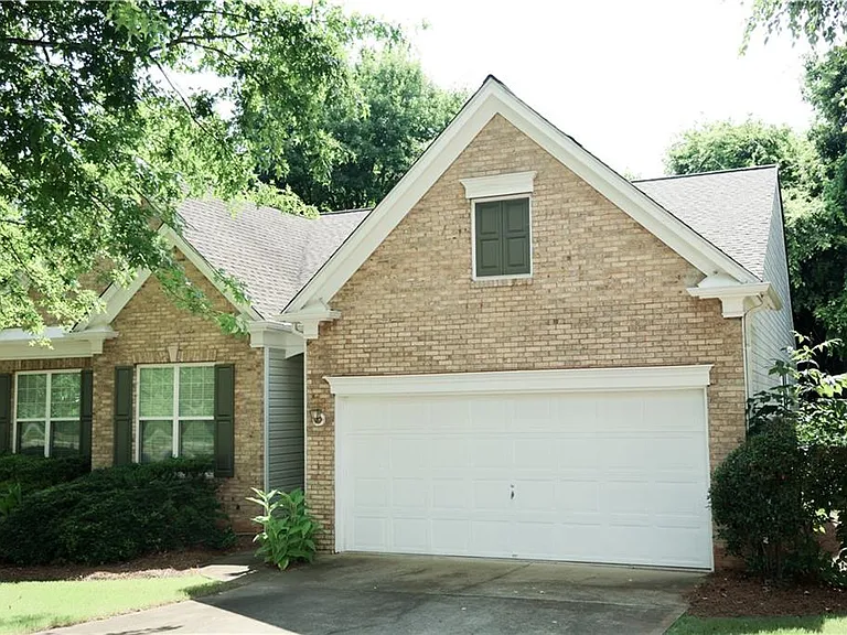 6335 Waveland Dr — Photo 25