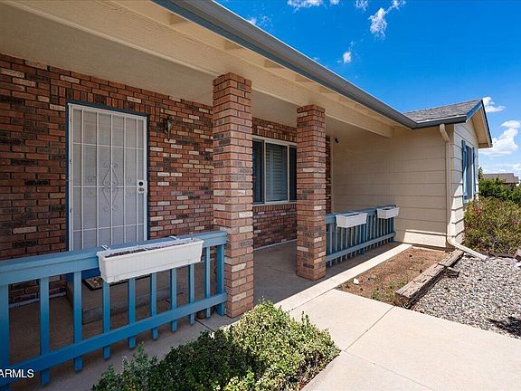 3rd image of 3050 N Lynx Lake Drive