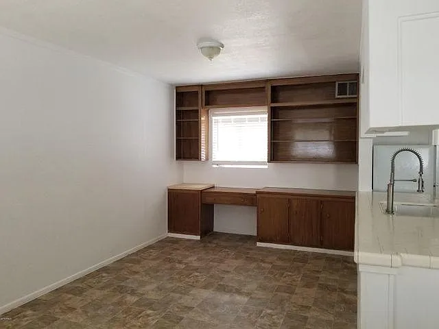 891 N Dakota St — Photo 5