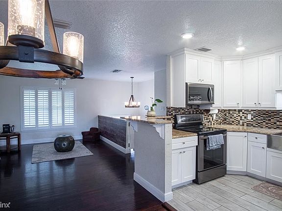 5th image of 239 Lavender Ct