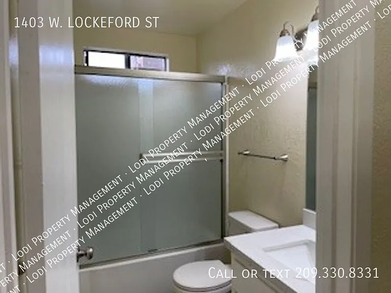 1403 W Lockeford St — Photo 41