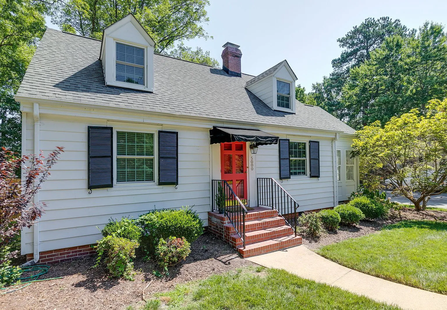 3 bed, 2.0 bath, 1569 sqft, $3,800 — Photo 3