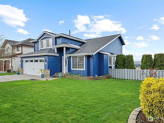 3rd image of 8612 76th Avenue NE