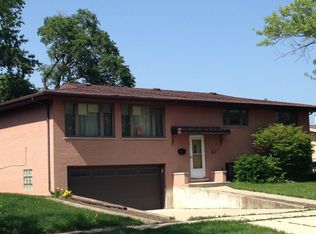 7752 Lake St, Morton Grove, IL 60053