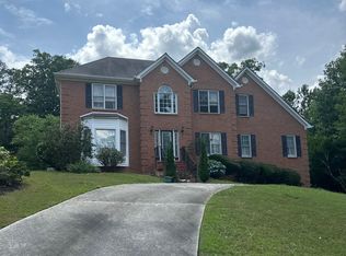 135 Rustic Mill Ln, Fayetteville, GA 30214