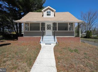 413 Deptford Rd, Glassboro, NJ 08028