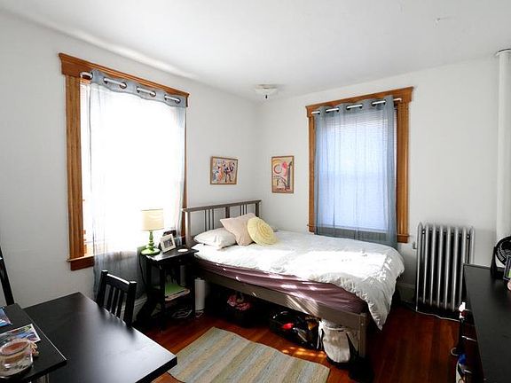 3rd image of 99 Hancock St #16