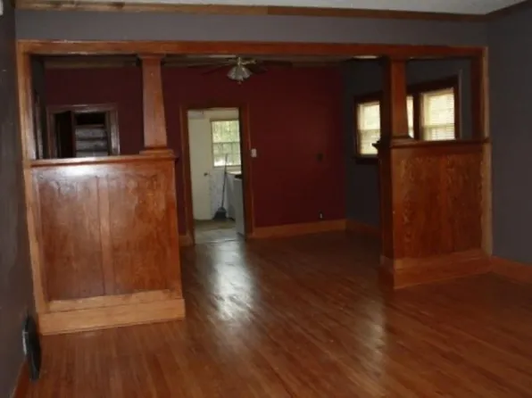 1540 N 32nd St, Lincoln, NE 68503