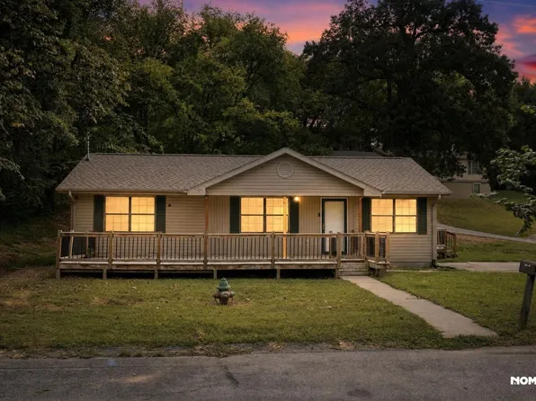 701 Leveck St NW, Athens, TN 37303