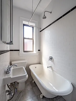 Rented by City Connections Realty | media 20