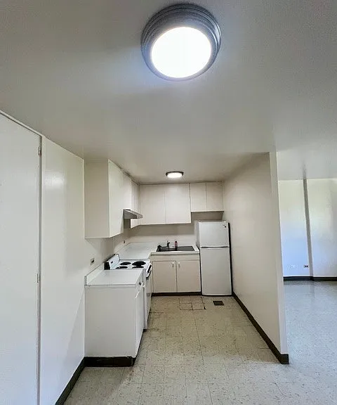 STUDIO KITCHEN