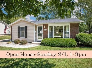 708 Galahad Ln, Troy, IL