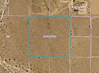 Bobs Gap Rd #170, Llano, CA 93544