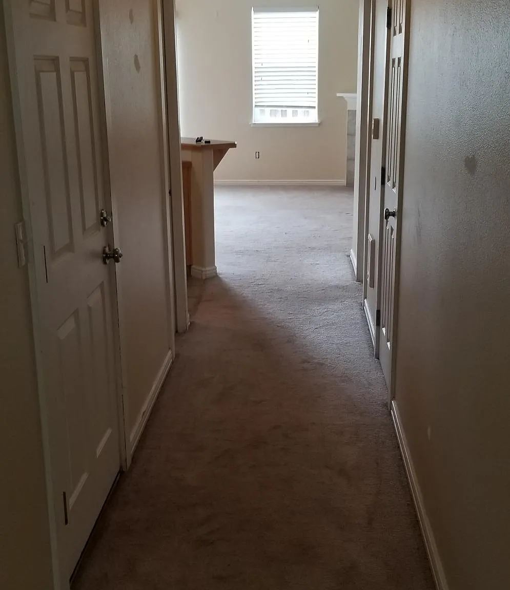 59 SW Main Ct — Photo 3