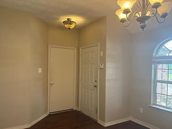 2nd image of 4513 Trophy Rack Dr