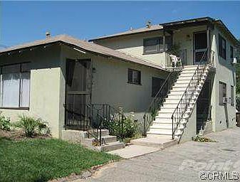 2nd image of 3936 Park Pl