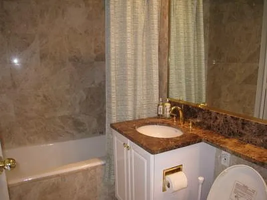 Rented by RELO REDAC INC. | media 24