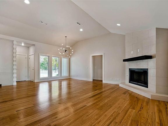 4th image of 1321 N Vandeventer Ave