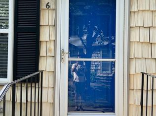 6 Periwinkle Ln, Glastonbury, CT 06033