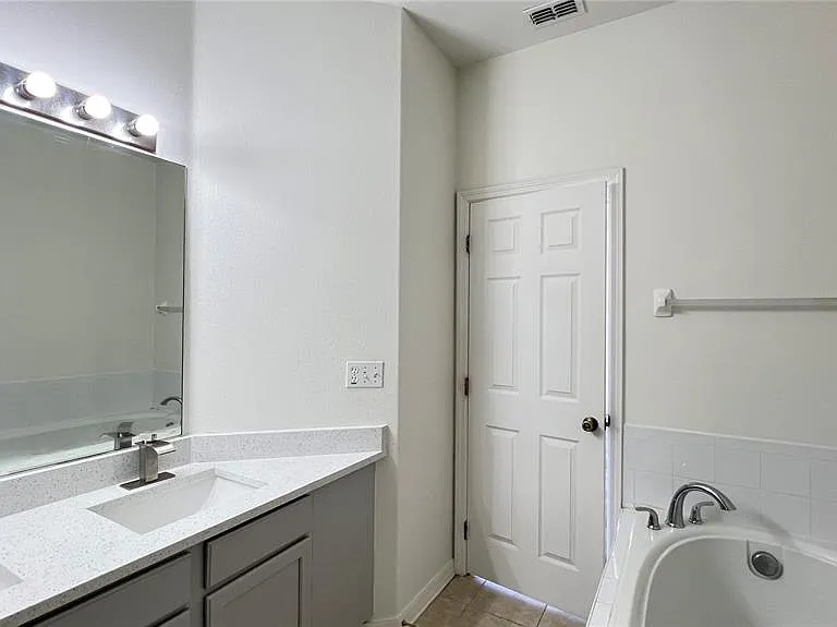 1934 Morning Star Dr — Photo 33