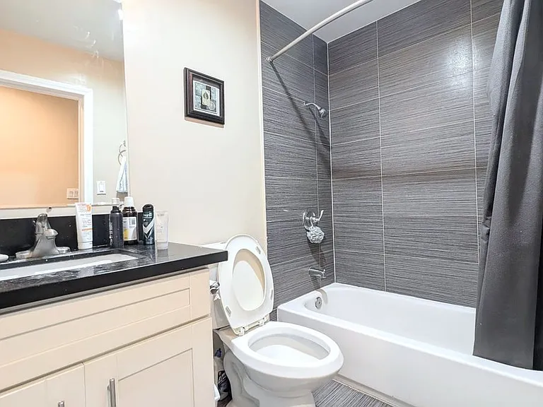 1299 W 37th Dr #1 — Photo 4