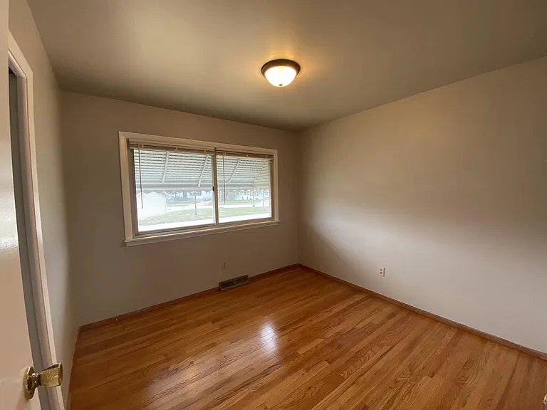 7201 Birch Pl — Photo 6