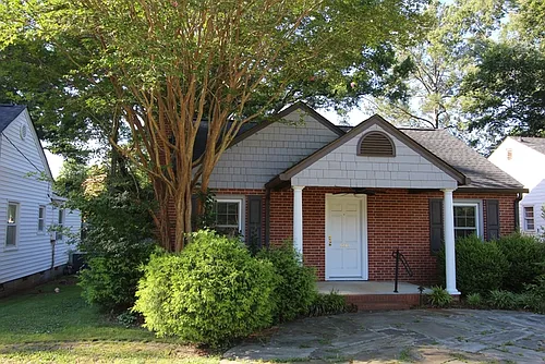 1000 Beverly Dr Photo 1