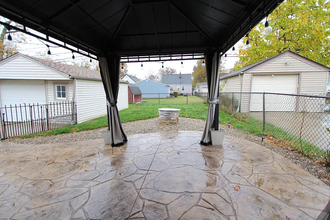 3 bed, 1482 sqft, $1,800 — Photo 4