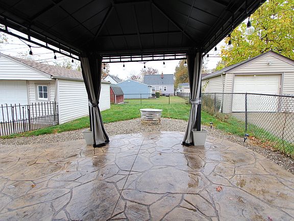 4th image of 29165 Oakdale Rd