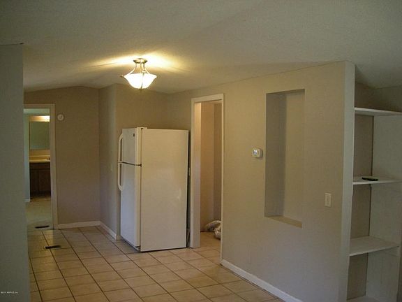 Yellow Bluff Kitchen