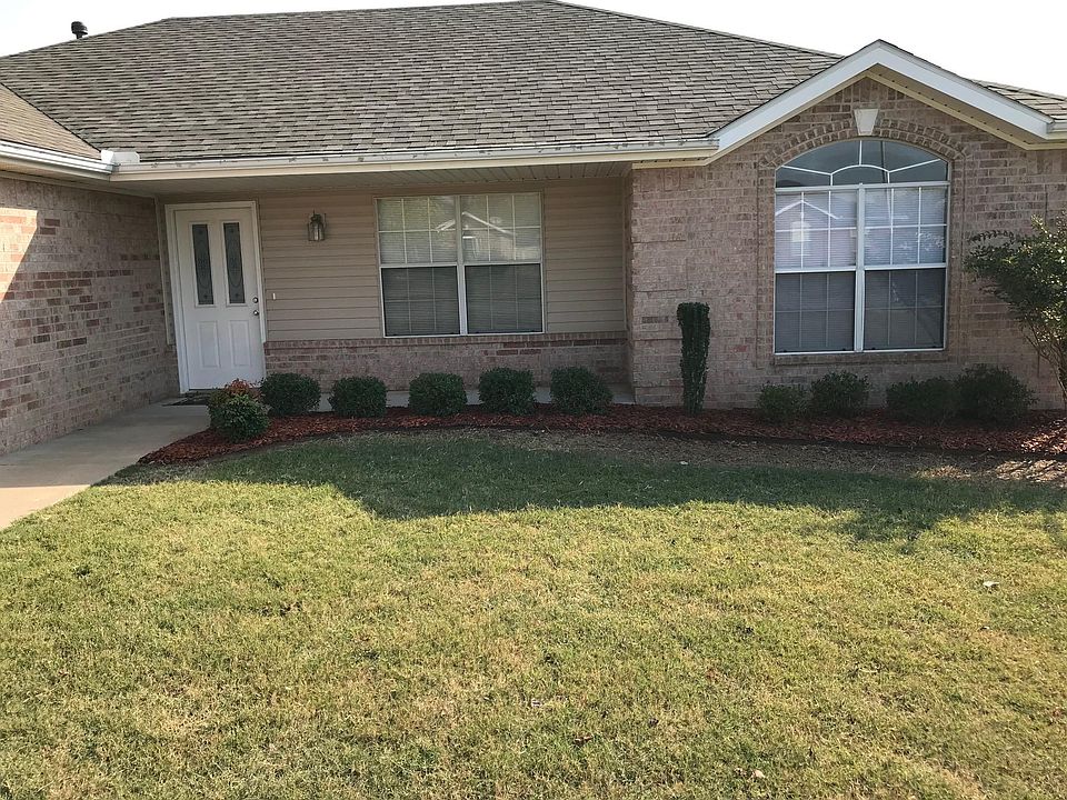 1st image of 2307 SW 15th St
