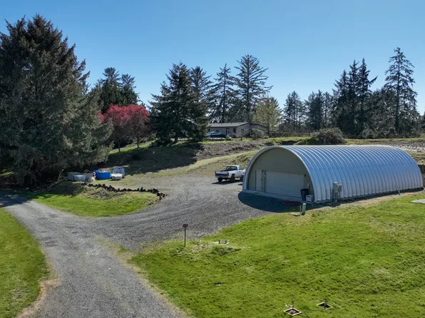 91620 Schaffer Dr, Warrenton, OR 97146