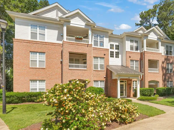 1700 Tiffany Bay Ct Unit 303, Raleigh, NC 27609