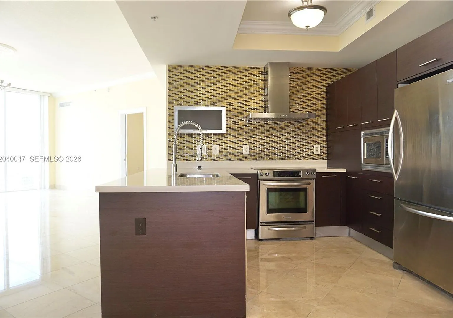 200 Sunny Isles Boulevard 21801, Sunny Isles Beach, FL 33160 - 4398 — Photo 2