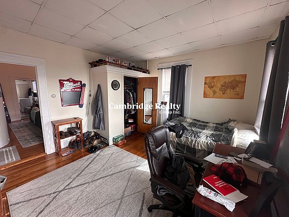 4th image of 543 Broadway #1T