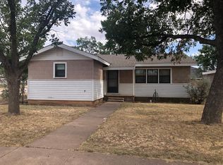 300 36th Pl, Snyder, TX 79549