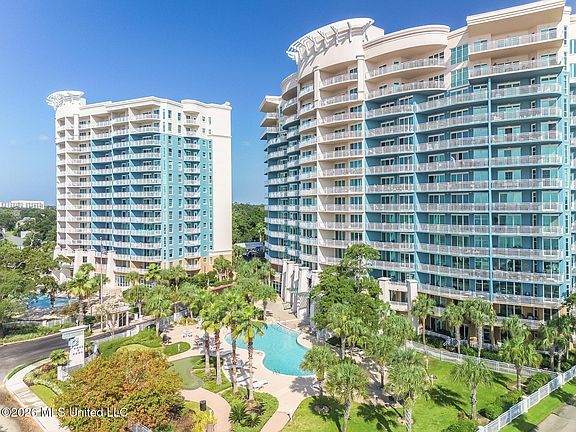 2nd image of 2230 Beach Dr APT 508