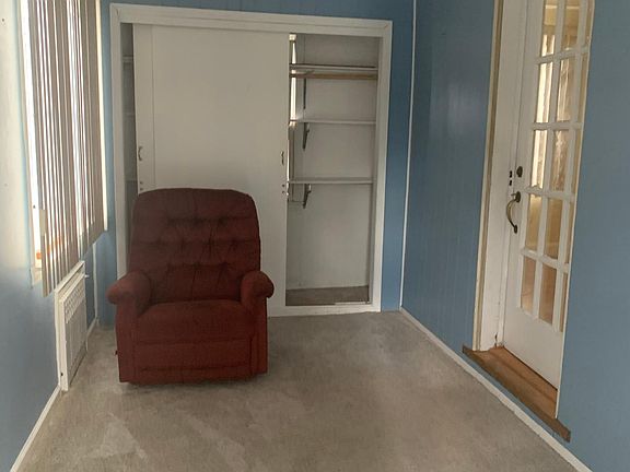 3rd image of 85 Belmont Ave