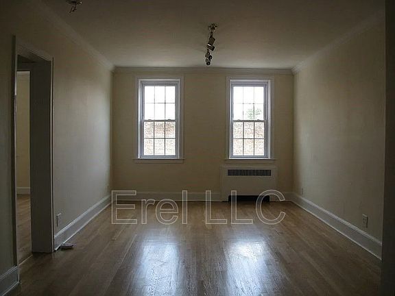 2nd image of 12-16 Ware St #12-1