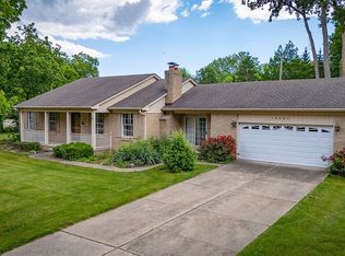 18227 Meridian Rd, Grosse Ile, MI 48138
