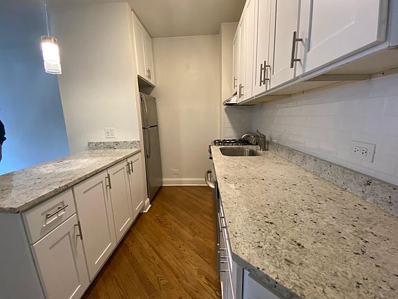 2nd image of 1201 N Dearborn St #1801