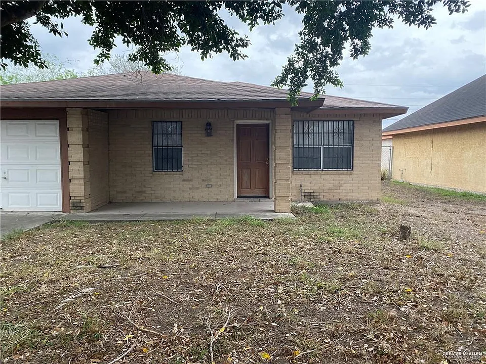 108 W La Quinta Dr