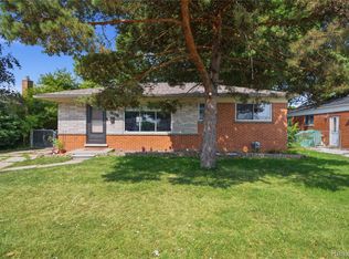25031 Palomino Ave, Warren, MI 48089