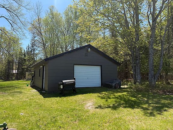 3rd image of 8579 Ll Rd
